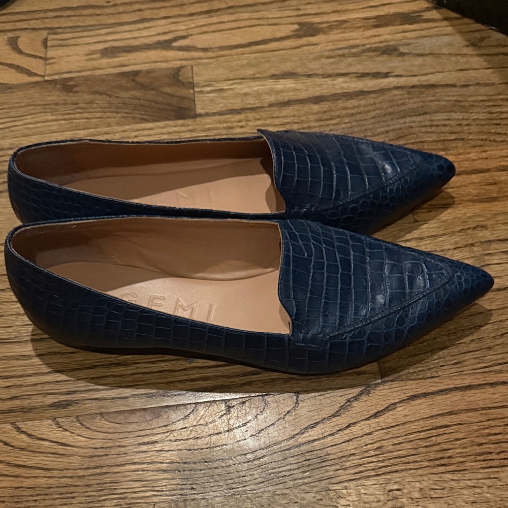 M. Gemi Navy Croc-Embossed Flats 39.5